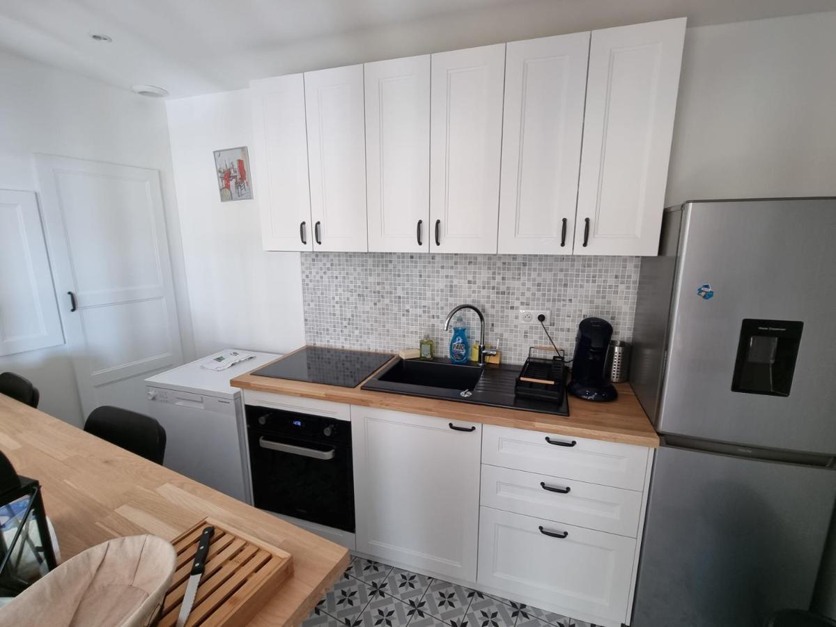 Face Chateau St Germain En Laye, Appartement 4 A 6 Personnes, 23 Min De Paris Champs-Elysees Сен-Жермен-ан-Ле Экстерьер фото