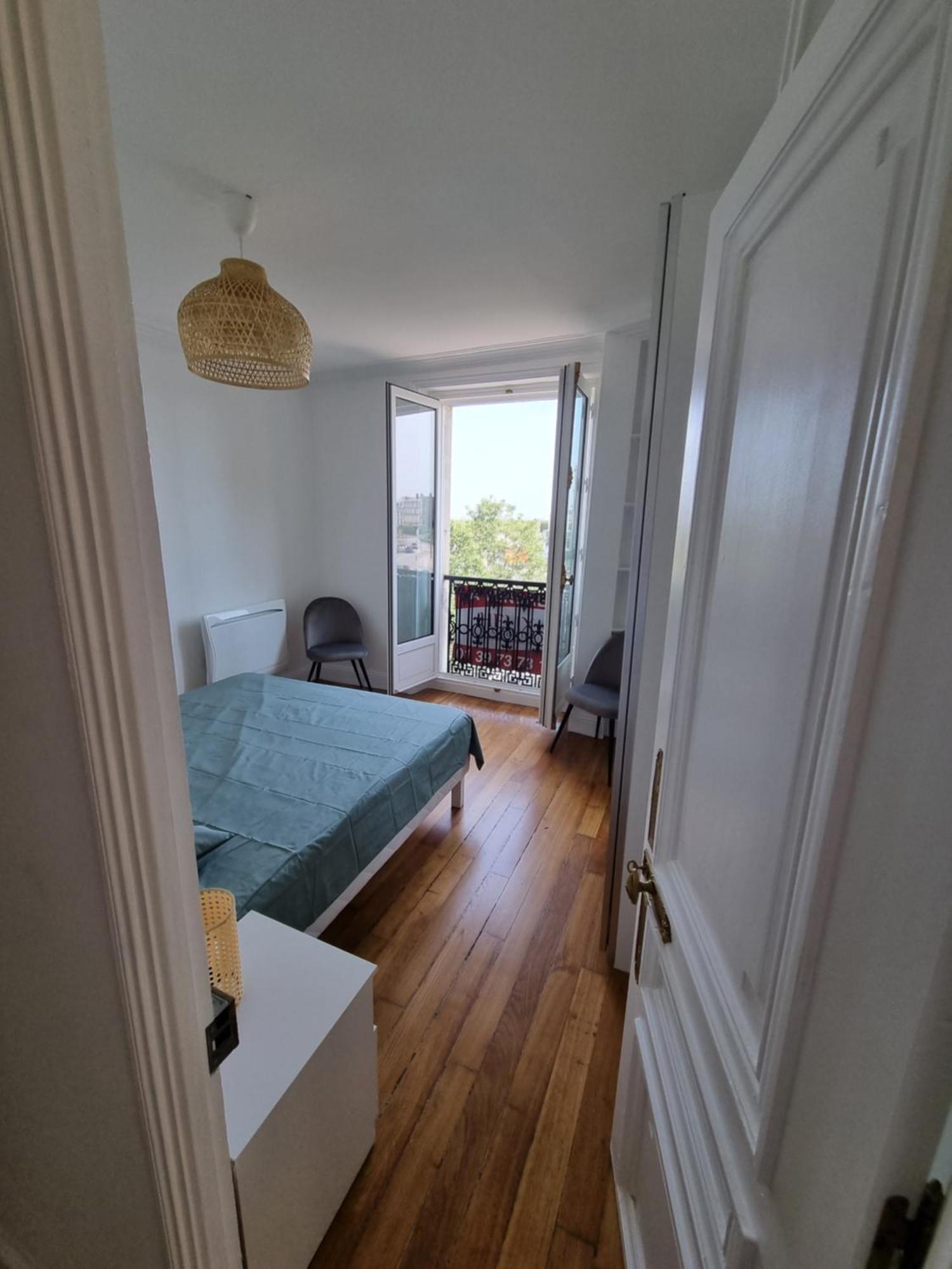 Face Chateau St Germain En Laye, Appartement 4 A 6 Personnes, 23 Min De Paris Champs-Elysees Сен-Жермен-ан-Ле Экстерьер фото